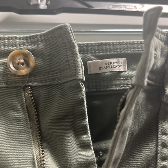 Women’s size 6 “A New Day” pants - Picture 3 of 5